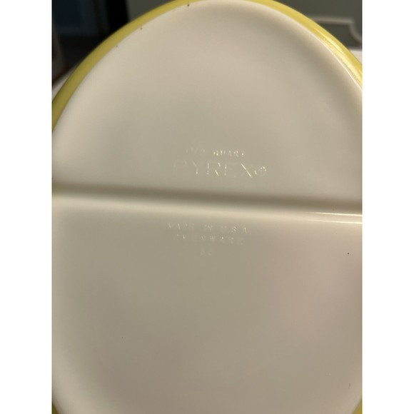 3pc- Vtg Pyrex 1-1/2qt Divided Casserole w/Lid & 2 1/2qt Casserole Dish Ovenware - Picture 7 of 12